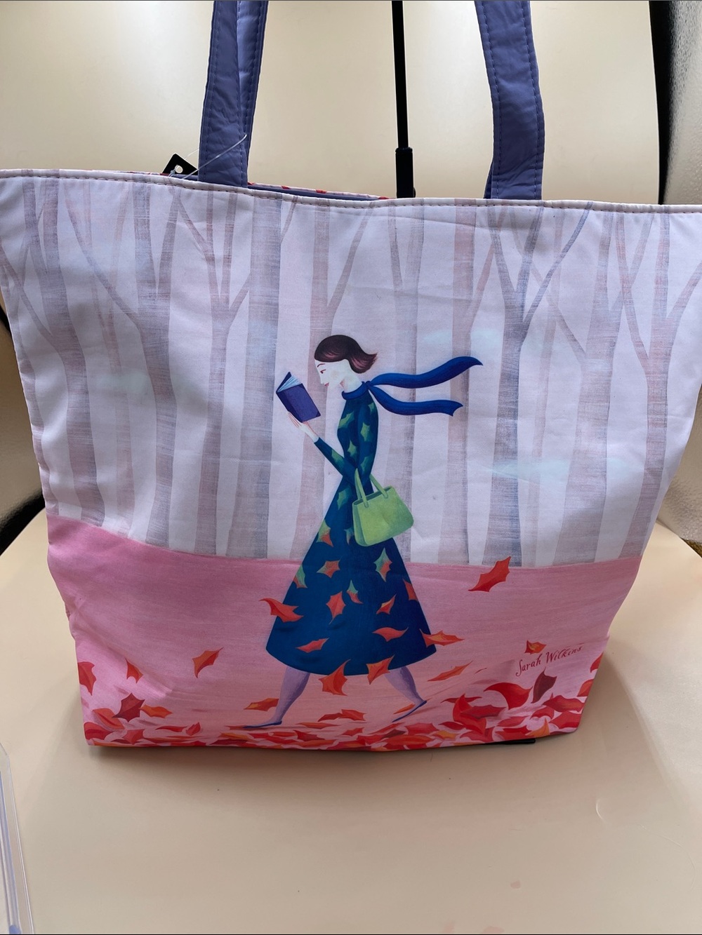 Sarah Wilkins Barnes Noble Readers Tote Collectible Autumn Fall Design